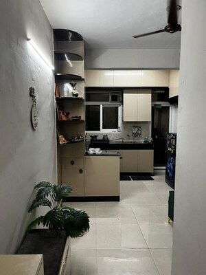 Room in 2 BHK Apartment at Sector 37d – for Rent