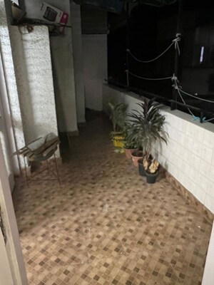 Parking in 1 BHK Builder Floor at Kohli One Malibu Town, Sector 47 – for Rent