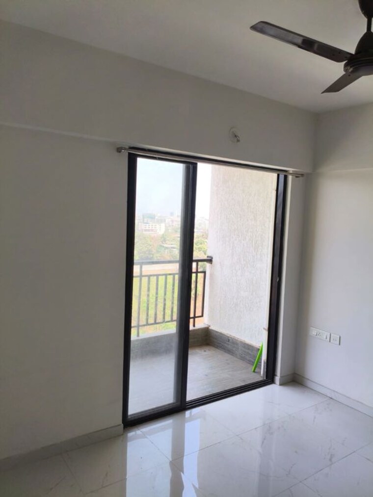 Room, runwal-gardens-phase-2 2 Bedroom 900 Sq.Ft. Apartment In Dombivli East Thane 10162682