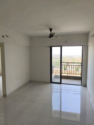 2 BHK Apartment For Rent in Runwal Gardens Phase 2, Dombivli East