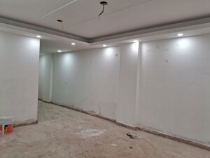 Room in 3 BHK Builder Floor at Malviya Nagar – for Rent