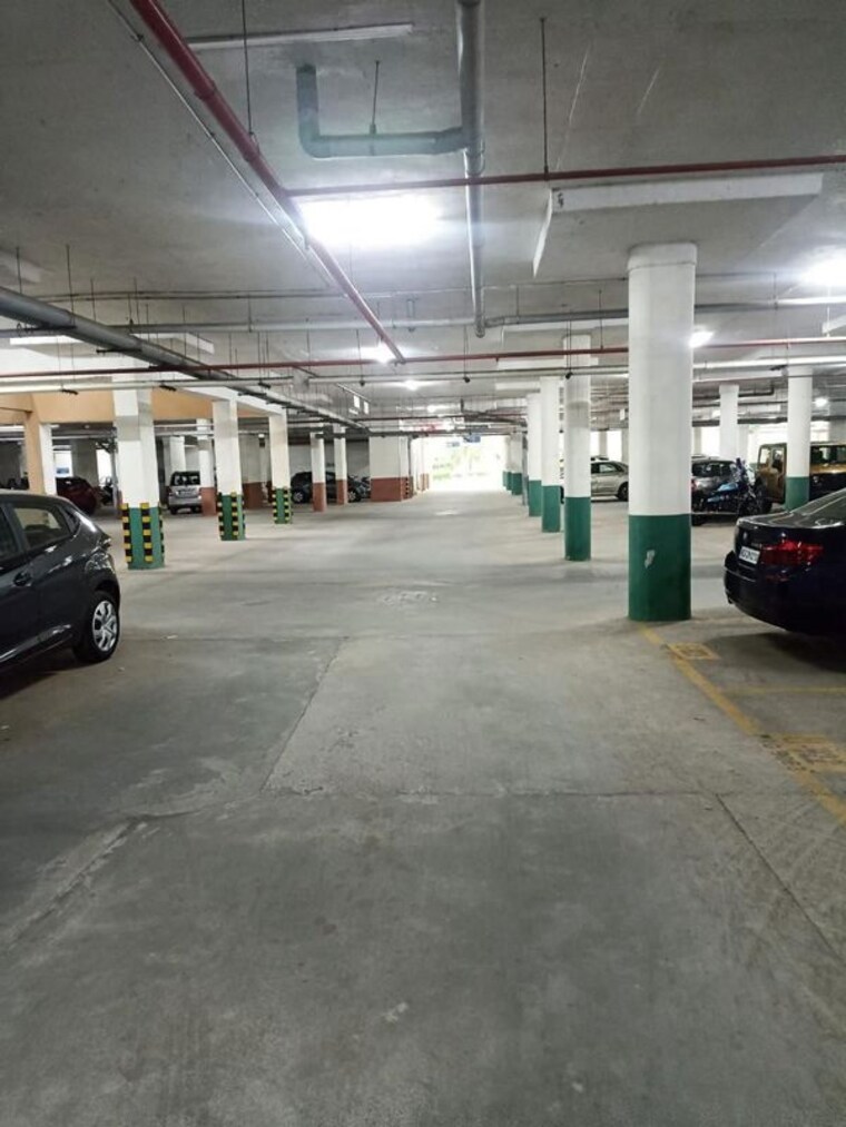  Parking, prestige-royale-gardens 1 Bedroom 602 Sq.Ft. Apartment In Gantiganahalli Bangalore 10162745
