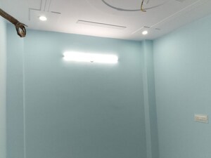 Furnished Amenities in 2 BHK Builder Floor at Nawada – for Rent