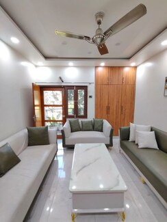 3 BHK + Extra Room Apartment For Rent in Vasant Kunj