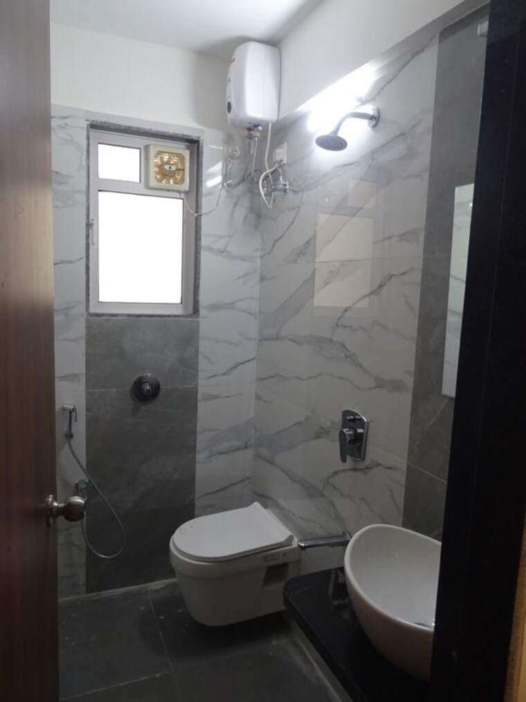Bathroom, mohite-marvel 2 Bedroom 605 Sq.Ft. Apartment In Ghatkopar East Mumbai 10162834