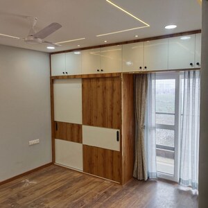 Room in 3 BHK Apartment at RNP 1, Kondapur – for Rent