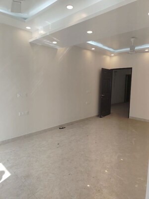 Room in 3 BHK Apartment at Sobha City Gurgaon, Sector 108 – for Rent