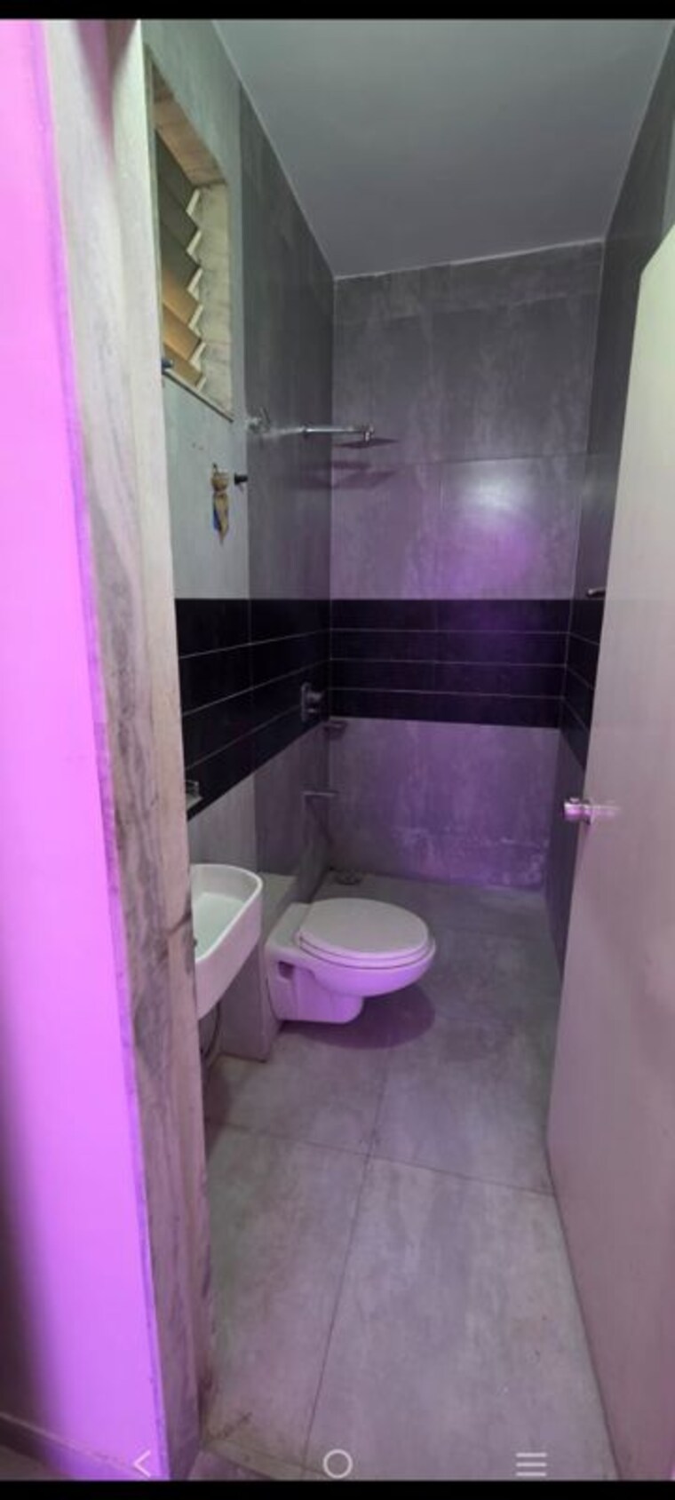 Bathroom, saral-ombre 3 Bedroom 1300 Sq.Ft. Apartment In Chandkheda Ahmedabad 10162878
