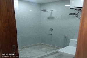 Room in 3 BHK Builder Floor at Govindpuri – for Sale