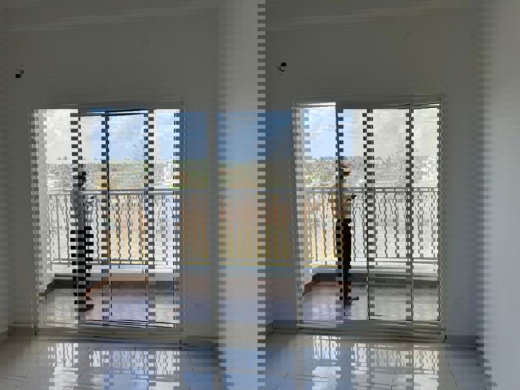 3.5 BHK 1900 Sq.Ft. Apartment in Aston Park At The Prestige City