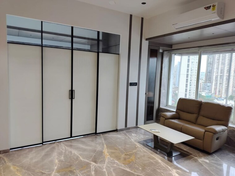Room, juhu-trishul 5 Bedroom 7500 Sq.Ft. Villa In Juhu Mumbai 10162944