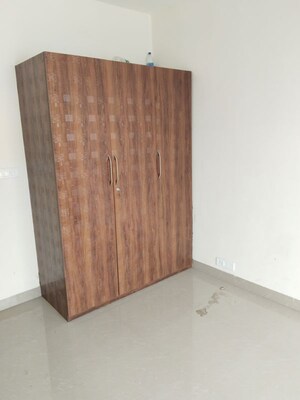 Room in 3 BHK Apartment at Ansal Height 86, Sector 86 – for Rent