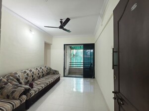 Kitchen in 1.5 BHK Apartment at Shah Arcade, Kharghar – for Sale