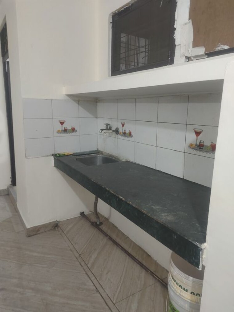 Kitchen, sarita vihar 1 RK 200 Sq.Ft. Apartment In Sarita Vihar Delhi 10162977