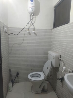 Attached Bathroom in 1 RK Apartment at Sarita Vihar – for Rent