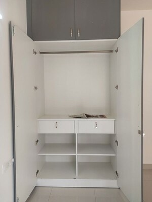 Furnished Amenities in 3 BHK Apartment at Kolte Patil iTowers Exente, Electronic City Phase I – for Rent