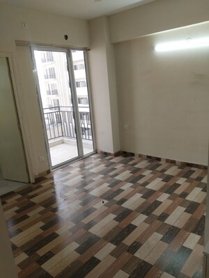 Room in 2 BHK Apartment at Pyramid Urban Homes 2, Sector 86 – for Rent