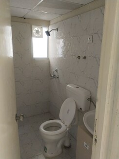 2 BHK Apartment For Rent in Pyramid Urban Homes 2