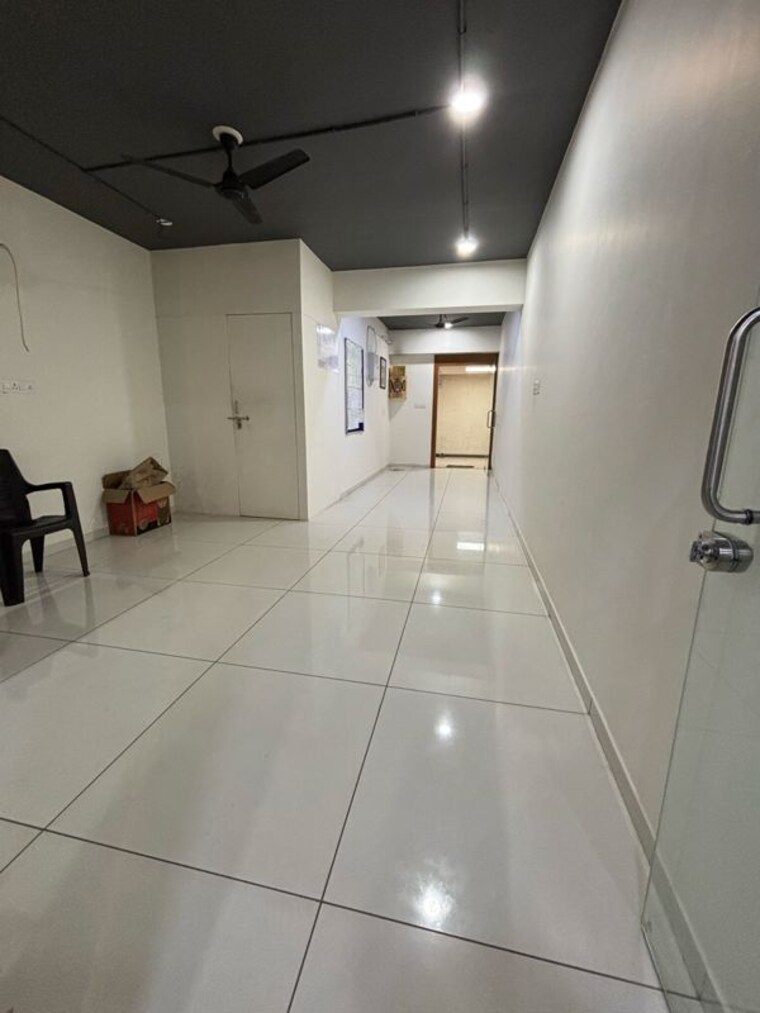 undefined, science city Commercial Office Space in IT/SEZ 895 Sq.Ft. In Science City Ahmedabad 10162924