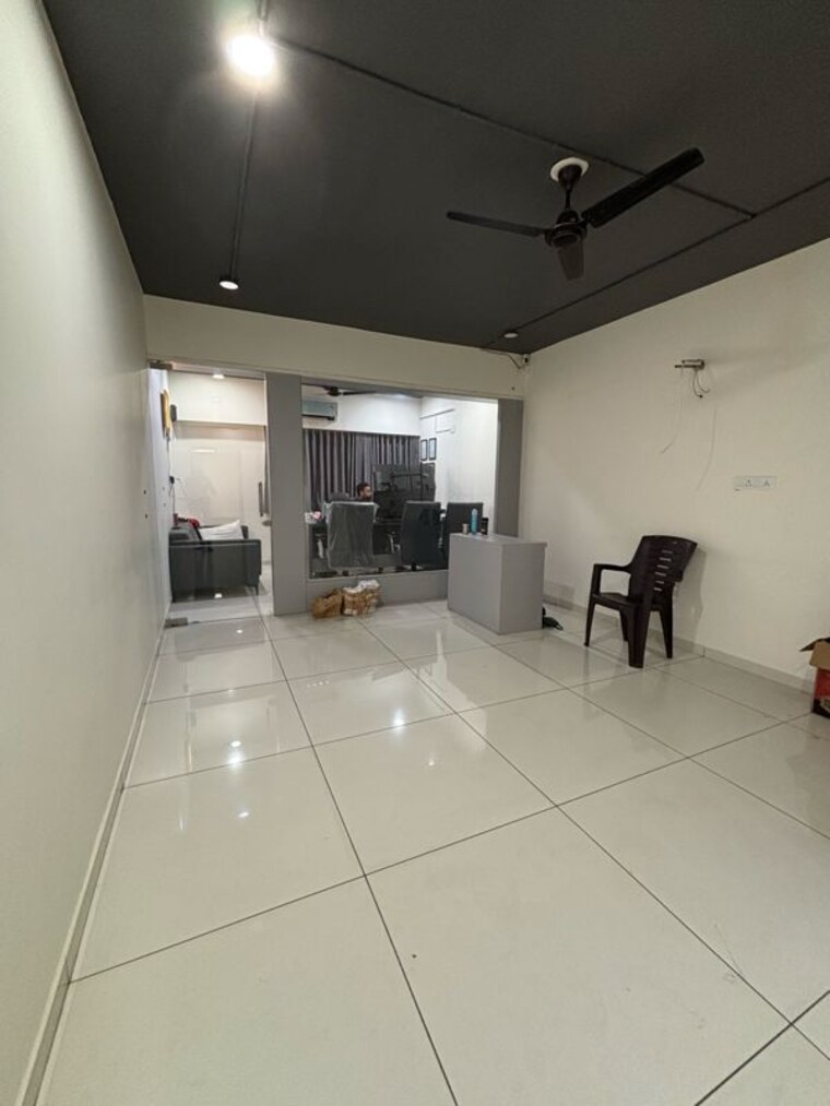 Team Area, science city Commercial Office Space in IT/SEZ 895 Sq.Ft. In Science City Ahmedabad 10162924