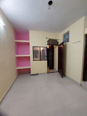 Room in 1 BHK Apartment at Sarita Vihar – for Rent