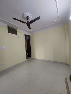 Room in 1 BHK Apartment at Sarita Vihar – for Rent