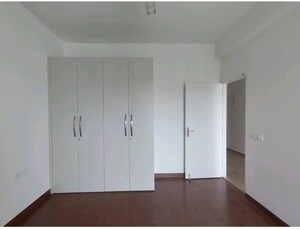 Room in 3 BHK Apartment at Mapsko Mount Ville, Sector 79 – for Sale