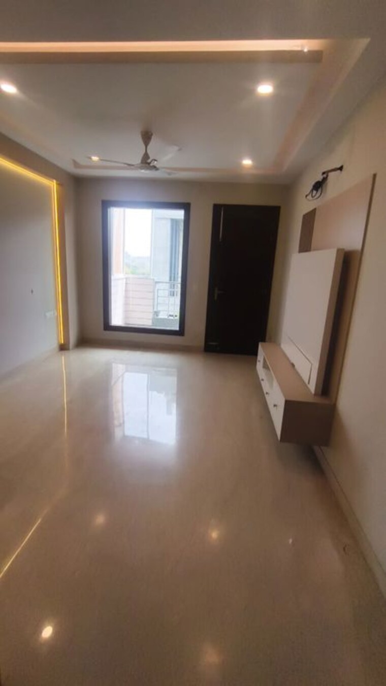 Room, ansal-plaza-sector-23 2 Bedroom 1000 Sq.Ft. Builder Floor In Sector 23 Gurgaon 10162897