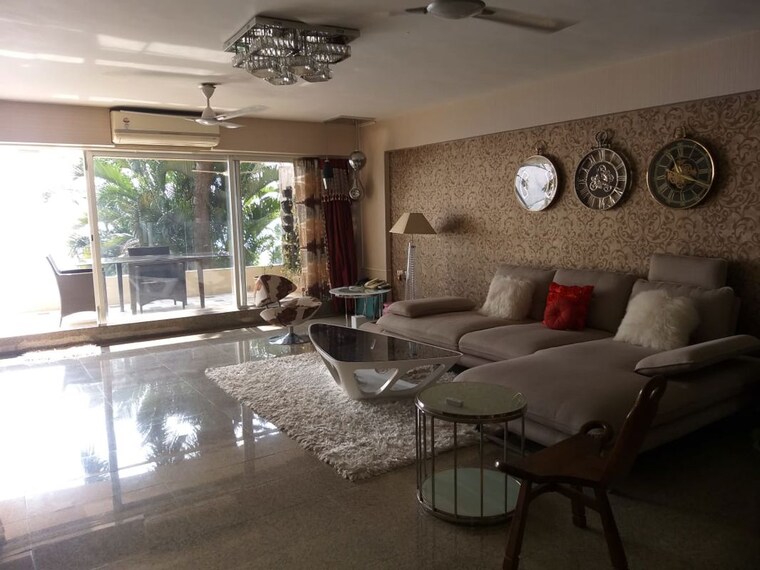 Living Room, queens-view-walkeshwar 6 Bedroom 7000 Sq.Ft. Penthouse In Walkeshwar Mumbai 10163030