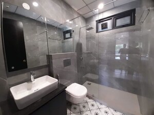 Bathroom in 1 BHK Builder Floor at Ansal Sushant Lok I, Sector 43 – for Rent