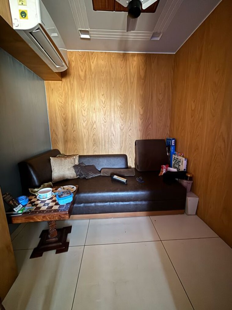 Living Room, science city Commercial Office Space 1150 Sq.Ft. In Science City Ahmedabad 10163134