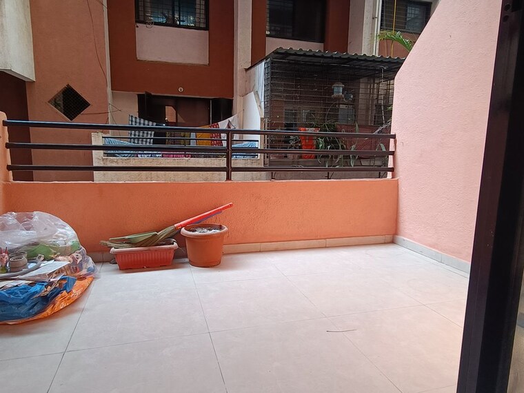 Terrace, adarsh colony 2 Bedroom 950 Sq.Ft. Apartment In Adarsh Colony Pune 10163047
