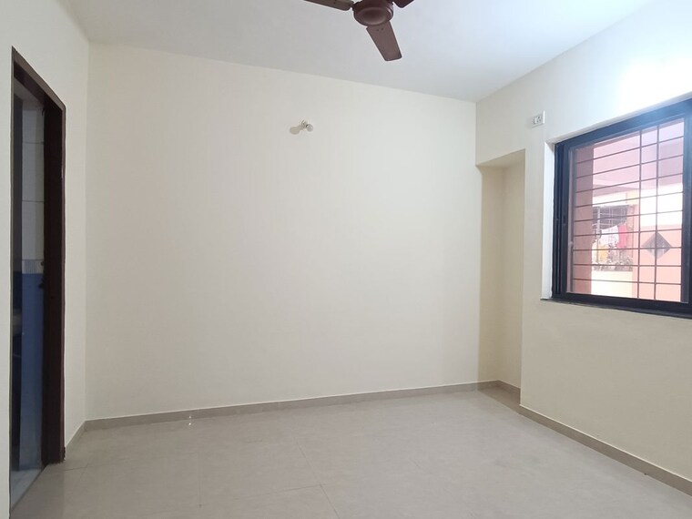 Master Bedroom, adarsh colony 2 Bedroom 950 Sq.Ft. Apartment In Adarsh Colony Pune 10163047