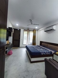 2 BHK Builder Floor For Rent in Saket