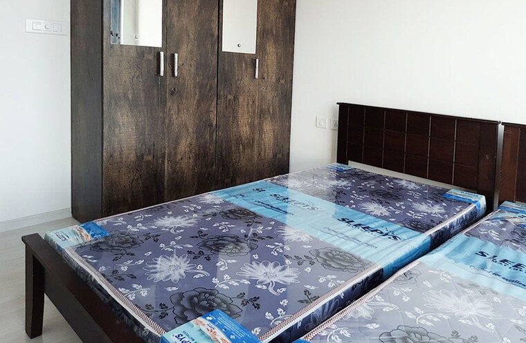 Bedroom, kanjur village Pg For Boys In Kanjur Village 10163259