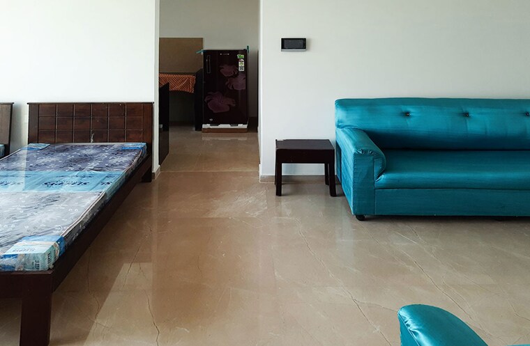  Parking, kanjur village Pg For Boys In Kanjur Village 10163259