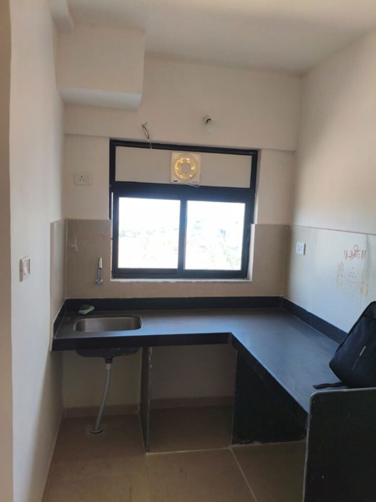 Kitchen, runwal-gardens-phase-2 2 Bedroom 622 Sq.Ft. Apartment In Dombivli East Thane 10163371