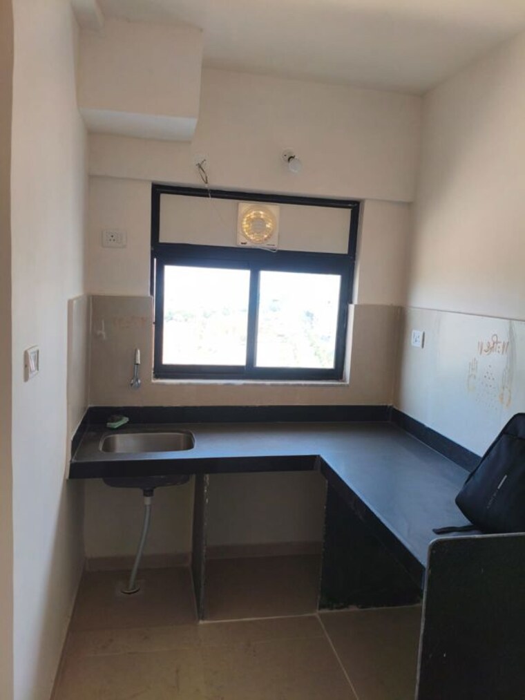 Kitchen, runwal-gardens-phase-2 2 Bedroom 622 Sq.Ft. Apartment In Dombivli East Thane 10163371