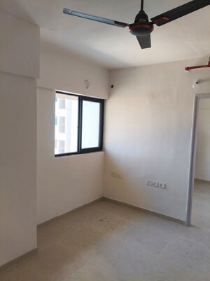 Room in 2 BHK Apartment at Runwal Gardens Phase 2, Dombivli East – for Rent