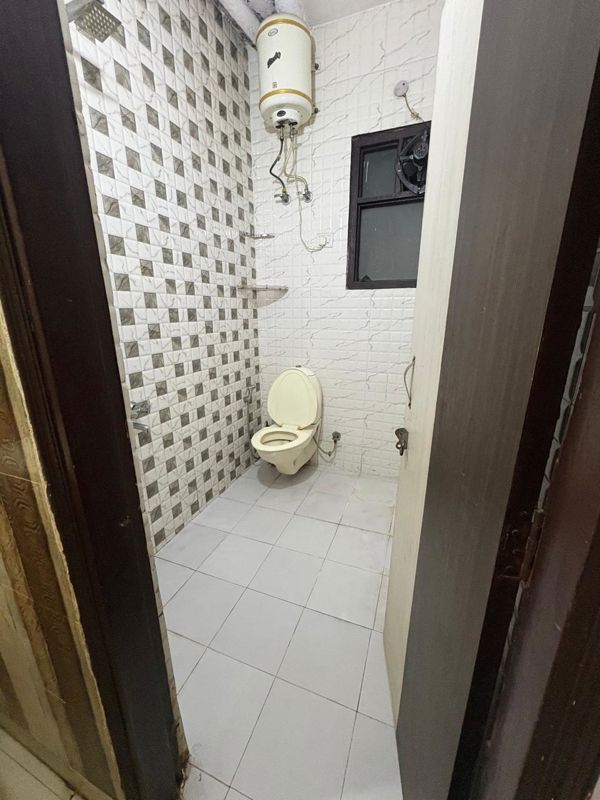 3 BHK Builder Floor For Rent in ROF Portico