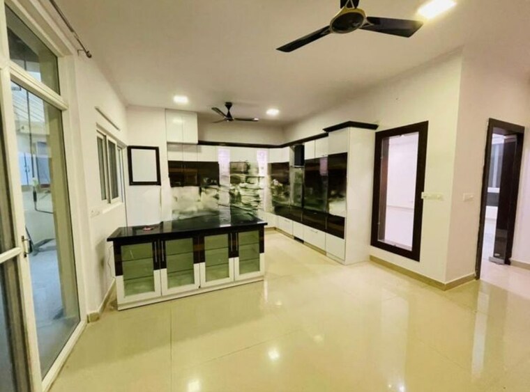 Living Room, rohtas-presidential-tower 4 Bedroom 2250 Sq.Ft. Apartment In Vibhuti Khand Lucknow 10163449