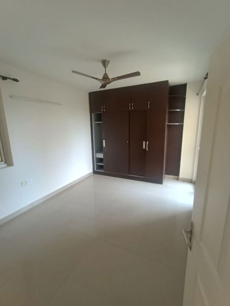 Room, bptp-park-prime 2.5 Bedroom 1450 Sq.Ft. Apartment In Sector 66 Gurgaon 10163526