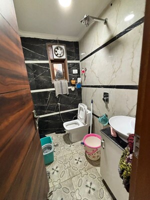 Team Area in 2 BHK Builder Floor at Panchsheel Vihar – for Rent