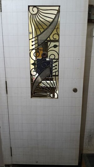 Staircase in 1 BHK Apartment at Juhu – for Rent