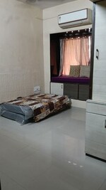 1 BHK 650 Sq.Ft. Apartment in Juhu