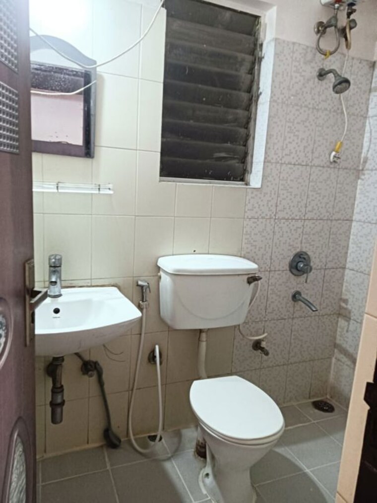 Bathroom, ideal-abasan 2 Bedroom 875 Sq.Ft. Apartment In Narayanpur Kolkata 10163561