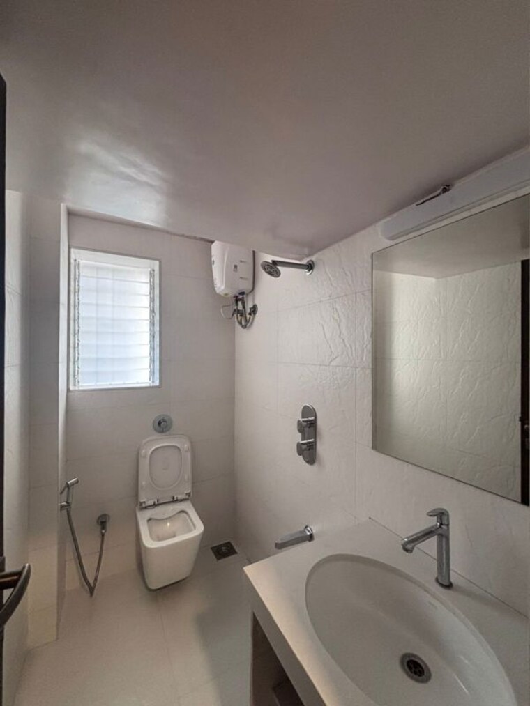 Bathroom, andheri west 2 Bedroom 950 Sq.Ft. Apartment In Andheri West Mumbai 10163573
