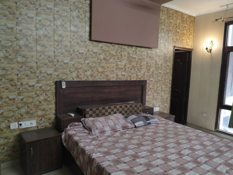 Bedroom, aditya-palm-court 4 Bedroom 2500 Sq.Ft. Apartment In Vip Road Zirakpur 10163575