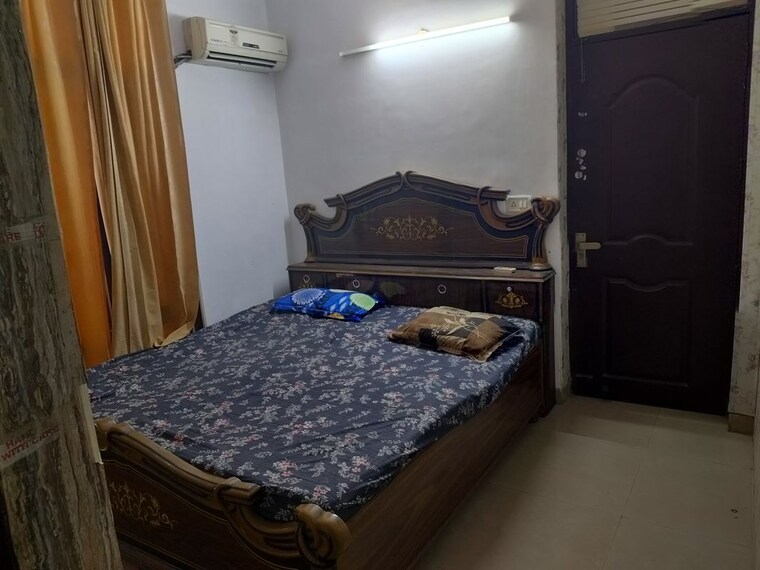 Bedroom, aditya-palm-court 4 Bedroom 2500 Sq.Ft. Apartment In Vip Road Zirakpur 10163575