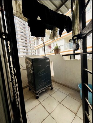 Master Bedroom in 1 BHK Apartment at Kharadi – for Rent